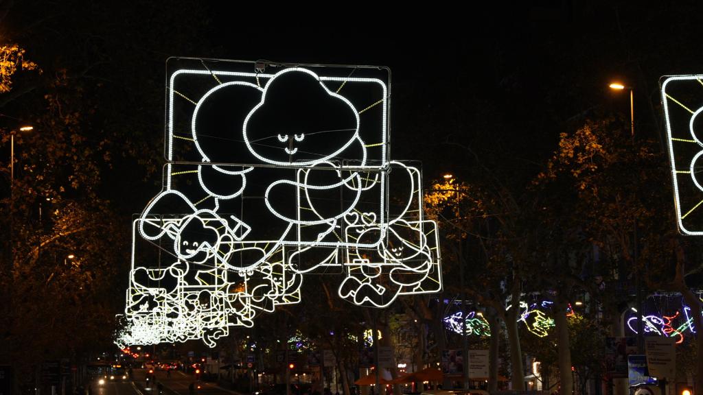 Imagen de las luces de Navidad de 2023 en el paseo de Sant Joan