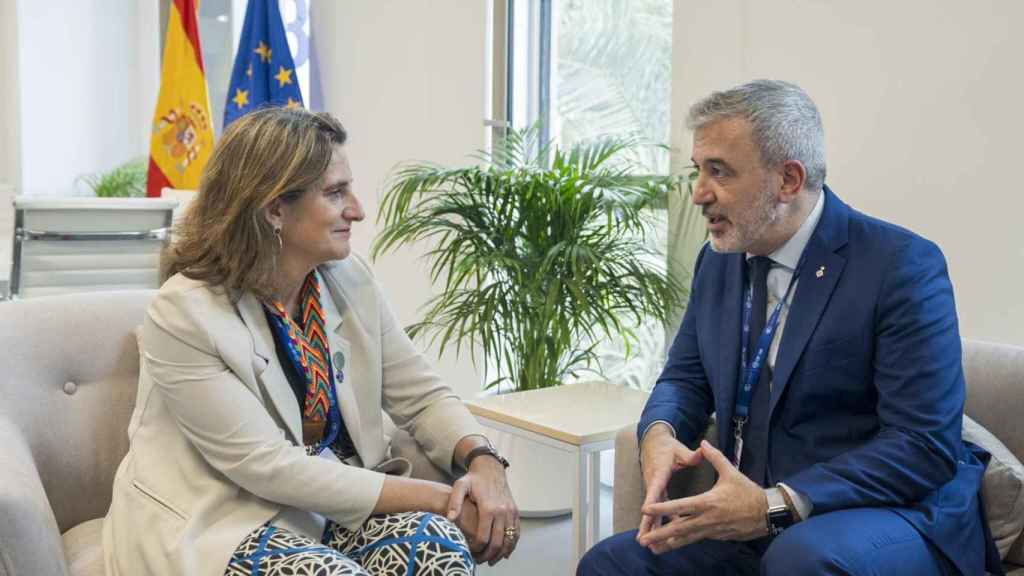 Teresa Ribera y Jaume Collboni en una reunión en el marco de la COP28 en Dubai