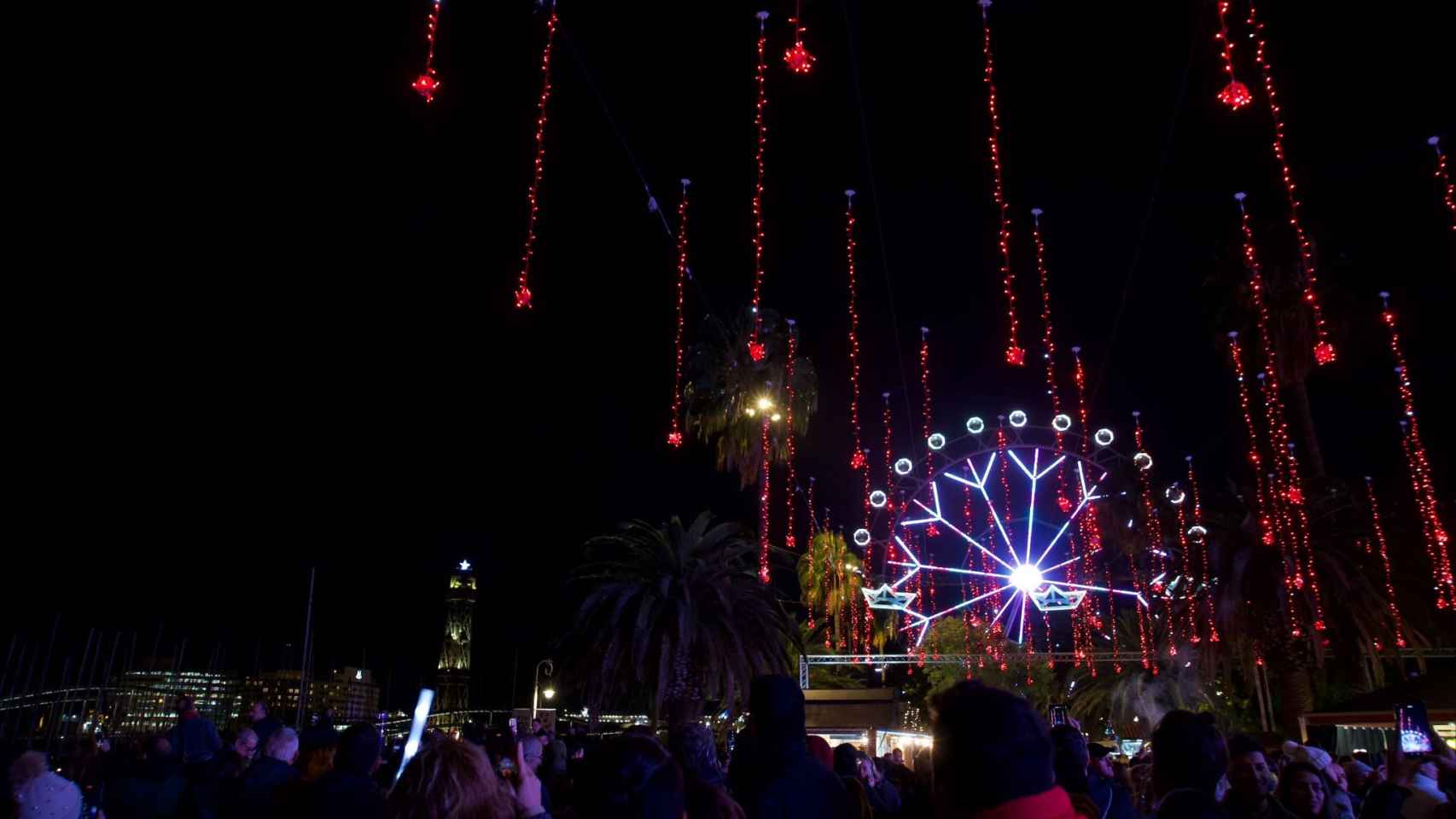 Imagen del encendido de luces de la feria de Navidad en el Port de Barcelona