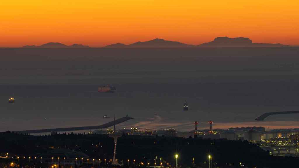 Vistas de la isla de Mallorca desde Barcelona este lunes 11 de diciembre