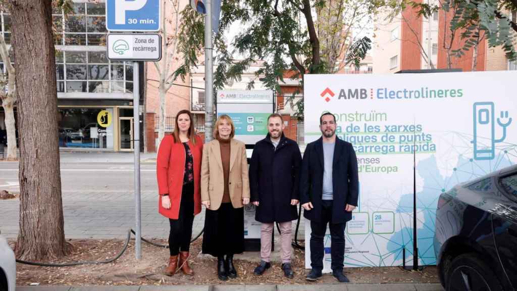 Presentacion de la electrolinera de Sant Boi de Llobregat