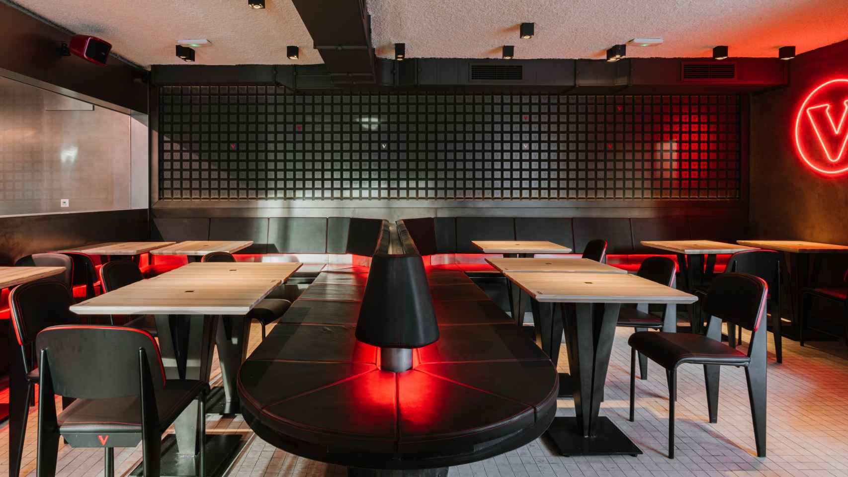Interior del nuevo restaurante de Vicio en la calle Compte d'Urgell de Barcelona