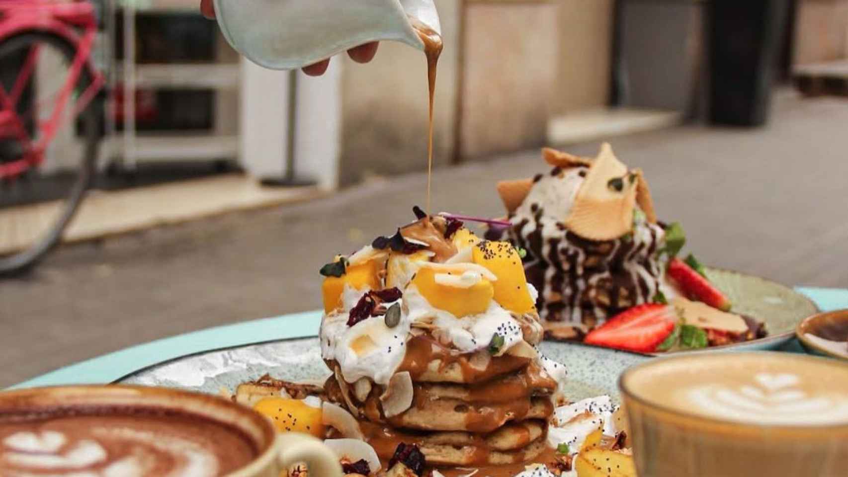 ‘Pancakes’ con café, típico almuerzo de un ‘brunch’