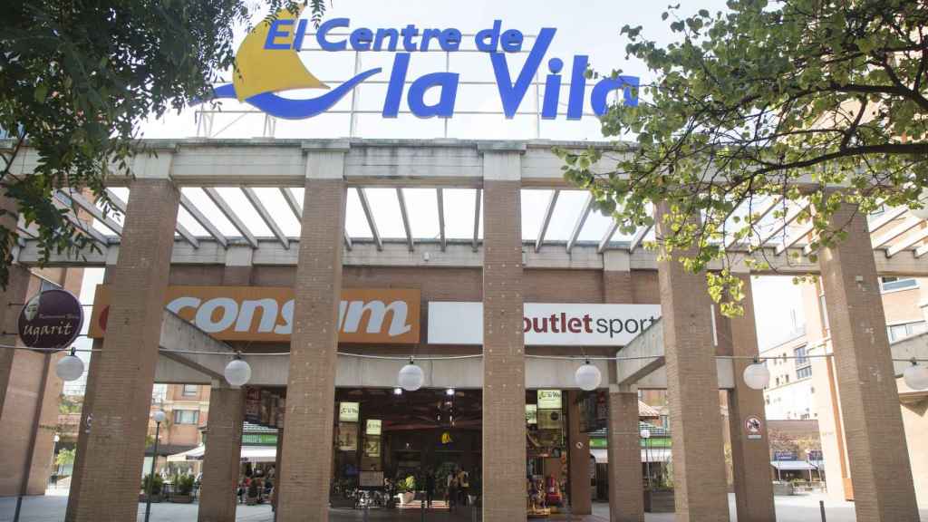 Exterior del centro comercial de Vila Olímpica, en Barcelona