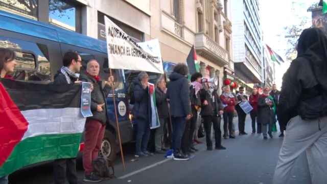 Protestantes contra la guerra en Gaza cortan la Rambla de Barcelona