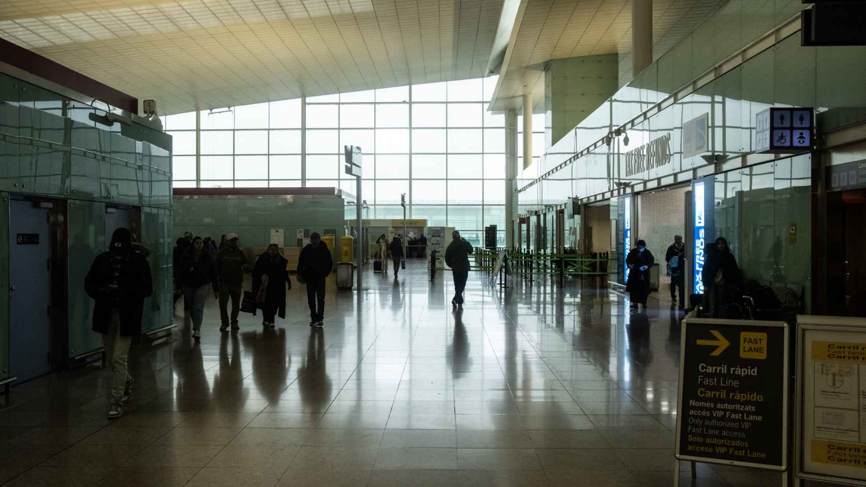 El aeropuerto de Barcelona, lugar donde han detenido al falsificador