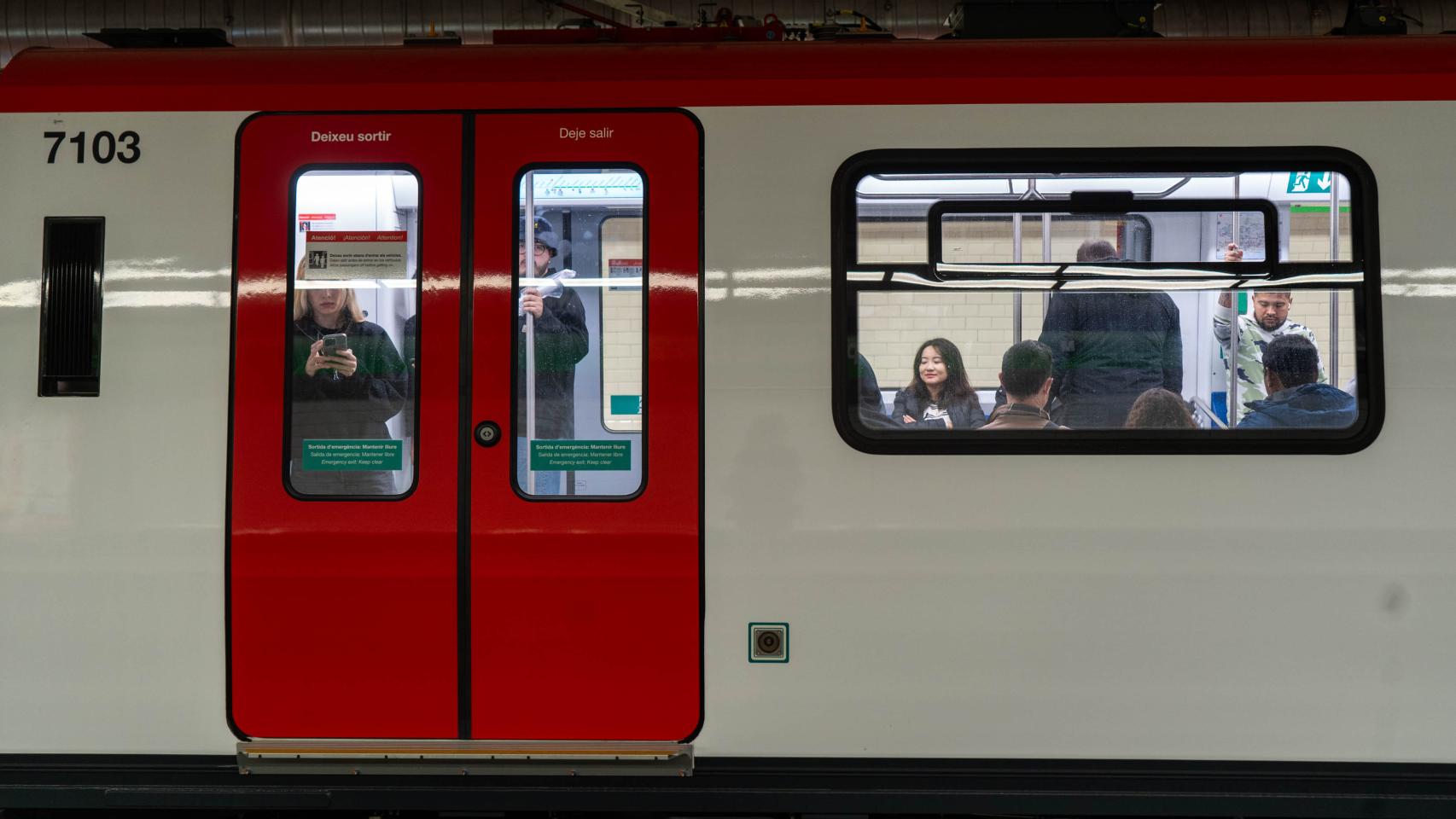 Vagón del metro de Barcelona