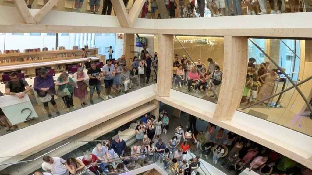 Imagen de la biblioteca Gabriel García Márquez en su interior