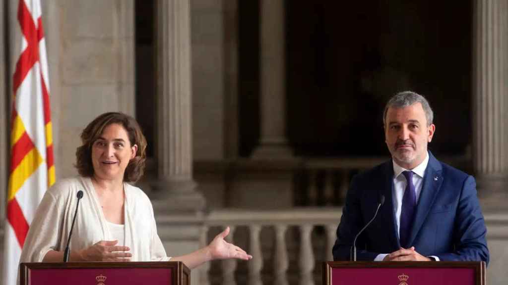 Ada Colau y Jaume Collboni, en una imagen de archivo en el Ayuntamiento de Barcelona