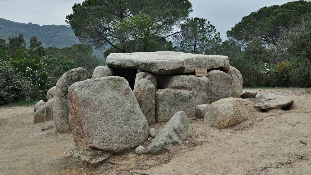 El dolmen de Ca l'Arenes en una imagen de archivo