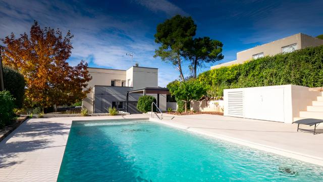 Chalet de lujo con piscina en Barcelona