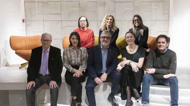 Natalie Batlle, fundadora y CEO de Juno House, Eva Vila-Massanas y Liana Grieg, socias cofundadoras, han presentado personalmente al alcalde de Barcelona el proyecto Juno House,