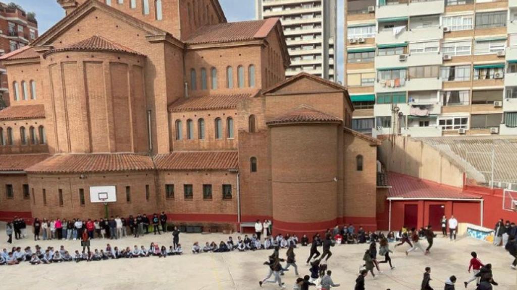 Patio del colegio del Sagrat Cor de Ribes, en el Eixample de Barcelona