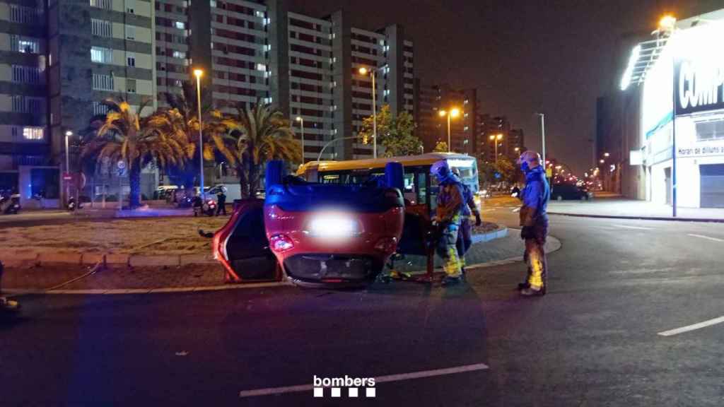 Aparatoso accidente en L'Hospitalet de Llobregat