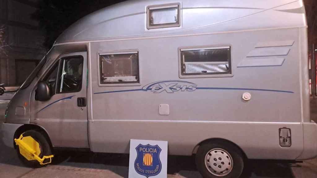 La autocaravana robada donde se escondían los ladrones