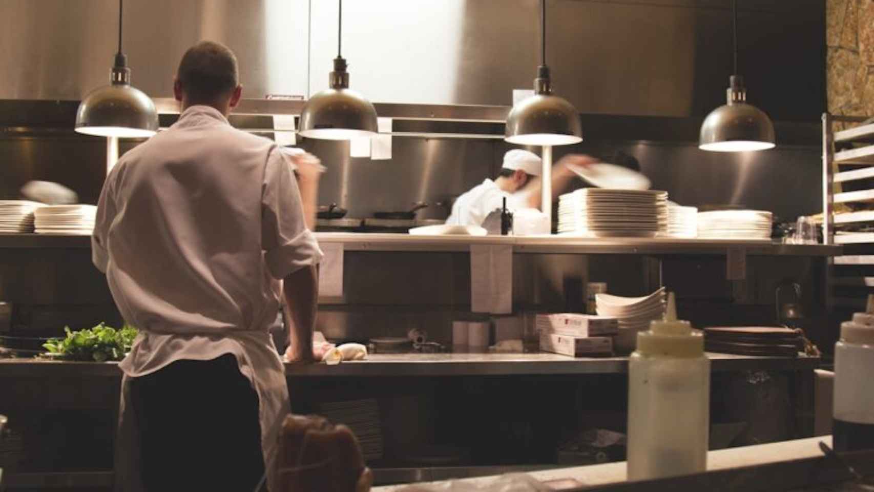 Cocineros en un restaurante