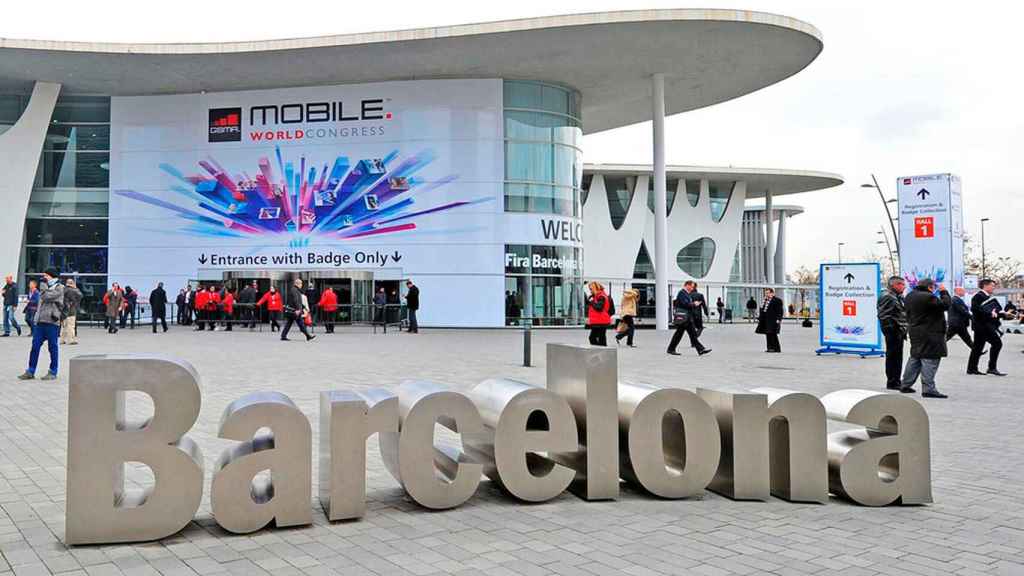 Acceso al Mobile World Congress de Barcelona, en Europa Fira de L'Hospitalet