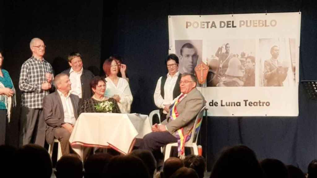 Representación teatral en el auditorio de La Torrassa