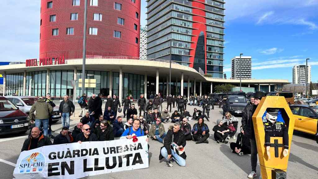 Manifestación de la Guardia Urbana de L'Hospitalet