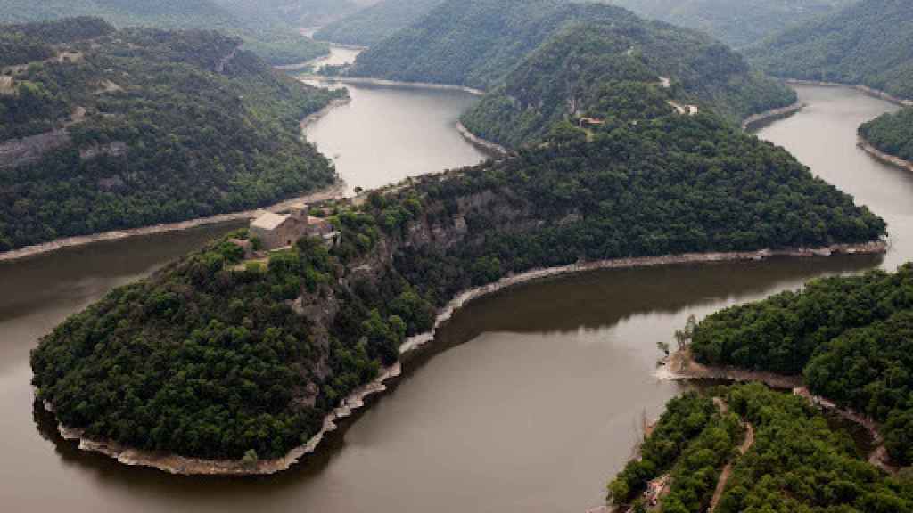 Vista panorámica del monasterio de Sant Pere de Casserres