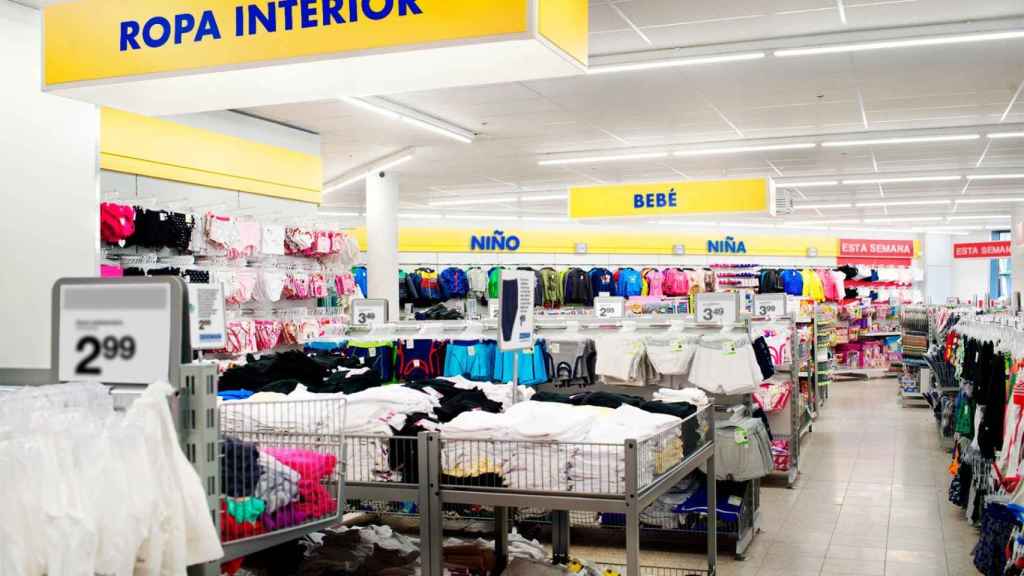 Imagen del interior de una de las tiendas de Zeeman en Barcelona