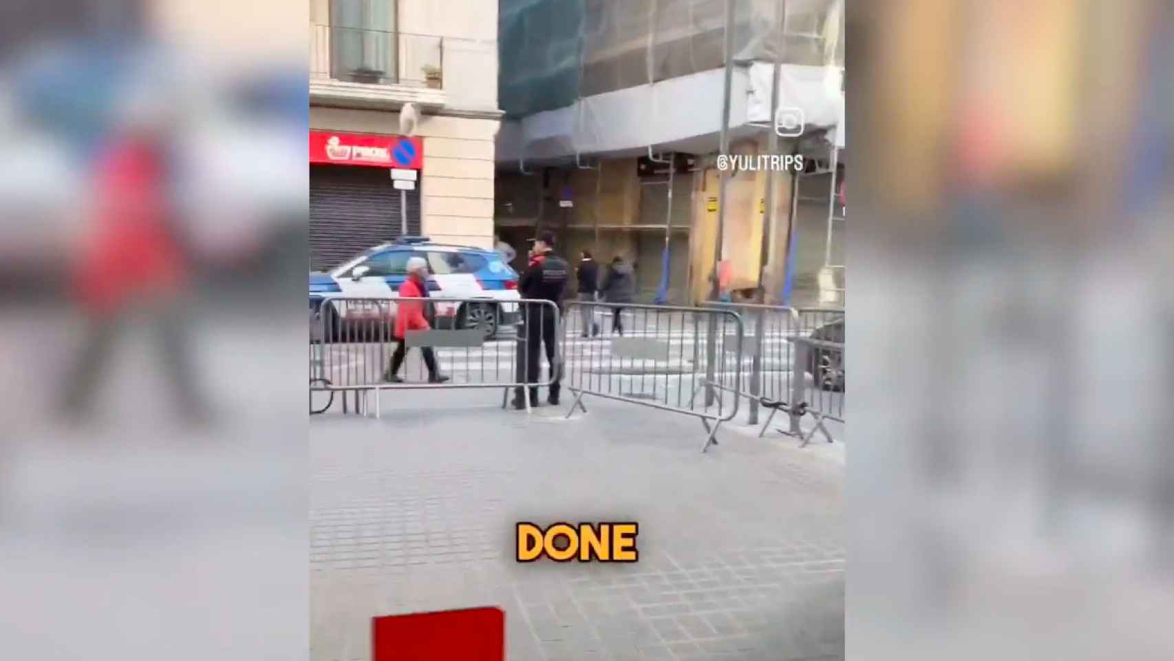 Captura de pantalla del vídeo de la influencer americana en el momento de ir a comisaría