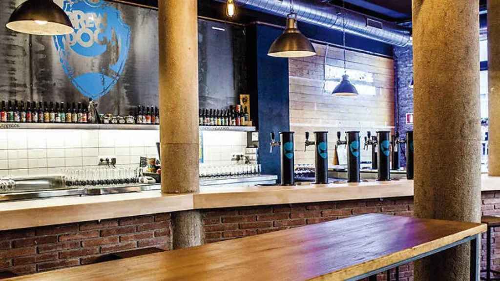 Imagen de la barra de la cervecería BrewDog Bar