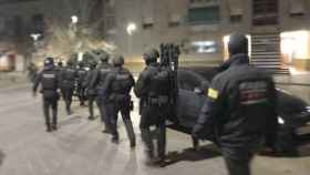 Los Mossos d'Esquadra activan un dispositivo contra un presunto grupo dedicado al tráfico de drogas en el área metropolitana de Barcelona