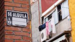 La regulación de alquiler temporal en Barcelona desata el desconcierto en el sector inmobiliario