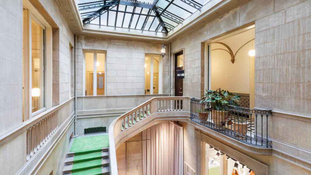 Interior de la tienda MAM de Barcelona