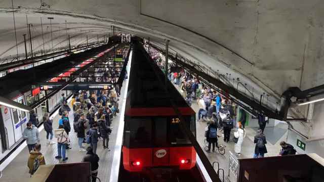 Metro en una estación de Barcelona