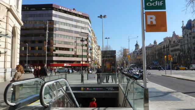 Entrada al metro de paseo de Gràcia