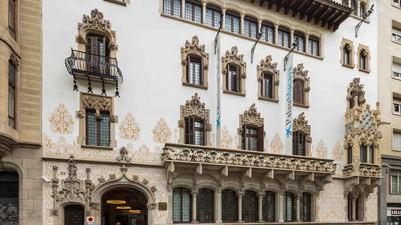 Casa Macaya, del arquitecto Puig i Cadafalch, en el paseo de Sant Joan de Barcelona