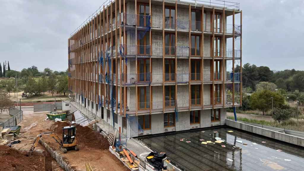 Pisos de protección oficial en construcción del barrio de Can Ribes de Gavà