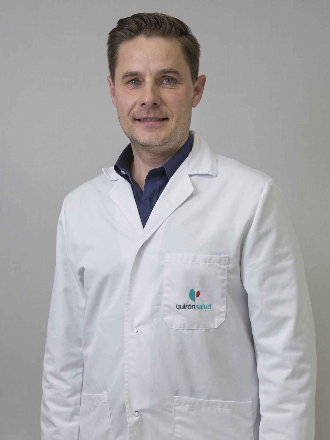 Doctor Mindaugas Gudelis, traumatólogo deportivo de Clínica Tenis Teknon