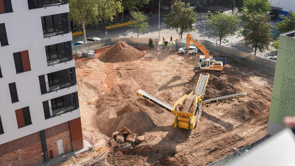 Vivienda en construcción en el área metropolitana de Barcelona