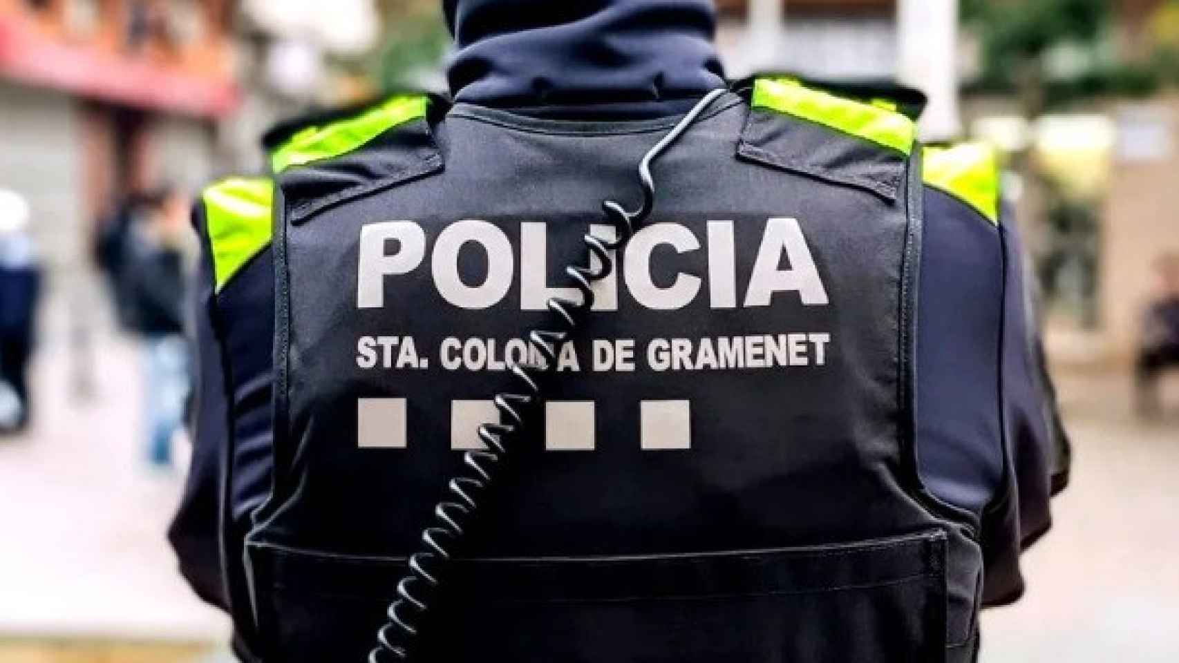 Un agente de la Policía Local de Santa Coloma de Gramenet