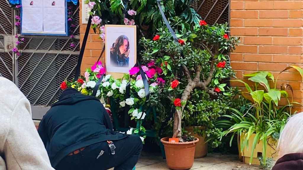 Homenaje a Carol frente a su domicilio