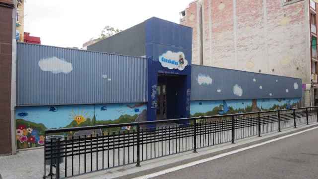 Fachada de la guardería Garabatos