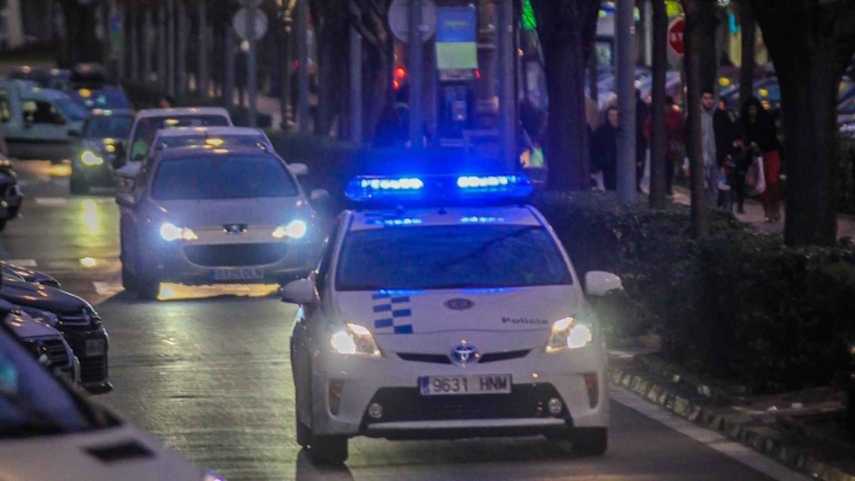 Un coche de la Policía Local del Prat de Llobregat en una imagen de archivo