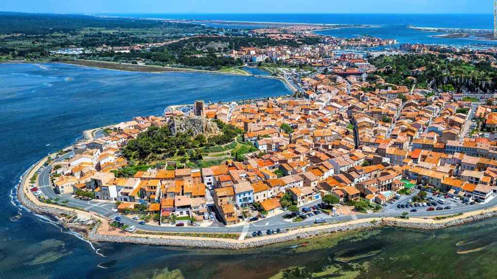 Vista panorámica de la ciudad francesa de Narbonne