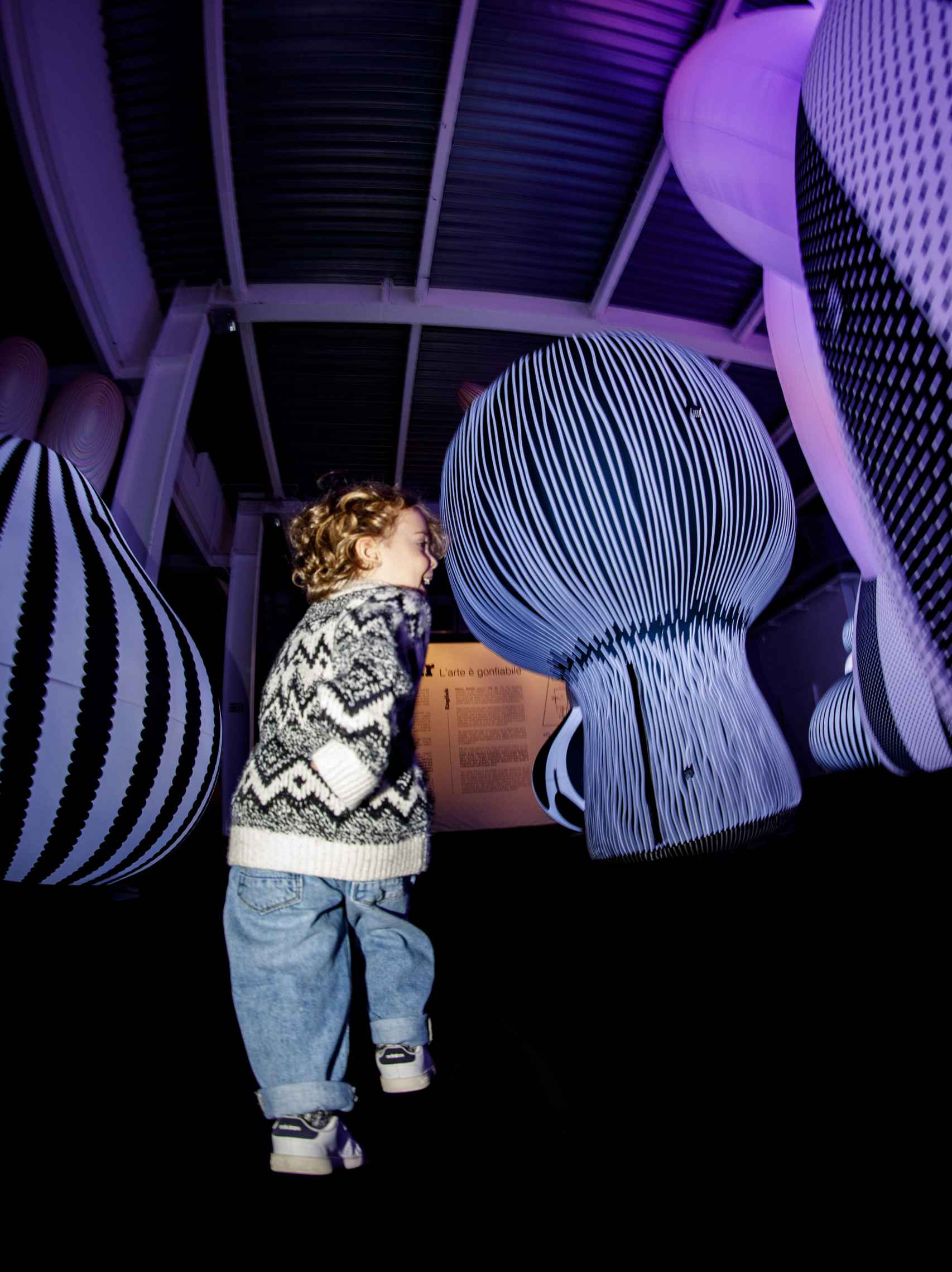 Una de las salas de la exposición inmersiva de 'Balloon Museum', ahora en Barcelona