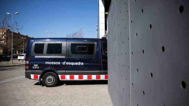 Furgón policial de los Mossos d’Esquadra