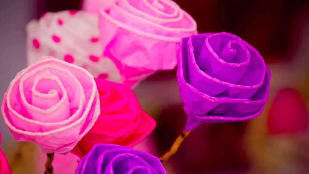 Rosas artesanales de color rosa