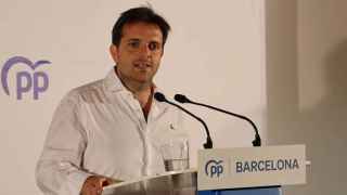Marcos Sánchez, el concejal del PP de Esplugues señalado por pagar sus facturas con dinero público