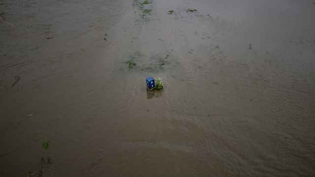 Campos de Viladecans completamente inundados tras las lluvias del pasado lunes, 29 de abril
