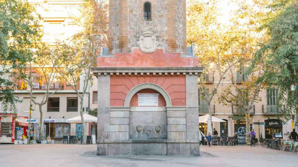 La Torre del Rellotge de la plaza de la Vila de Gràcia