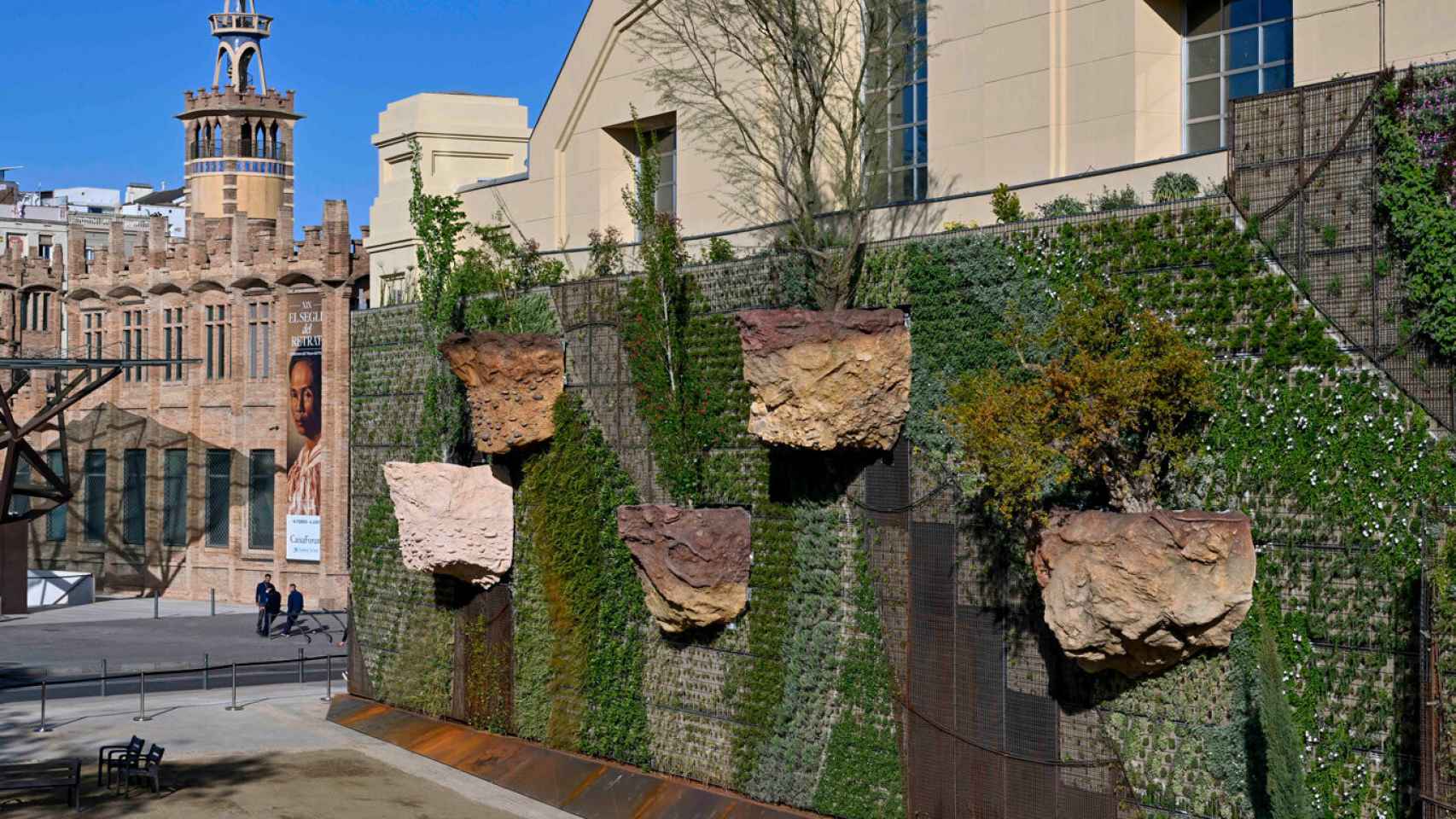 Jardín vertical de Barcelona, el primero de la ciudad