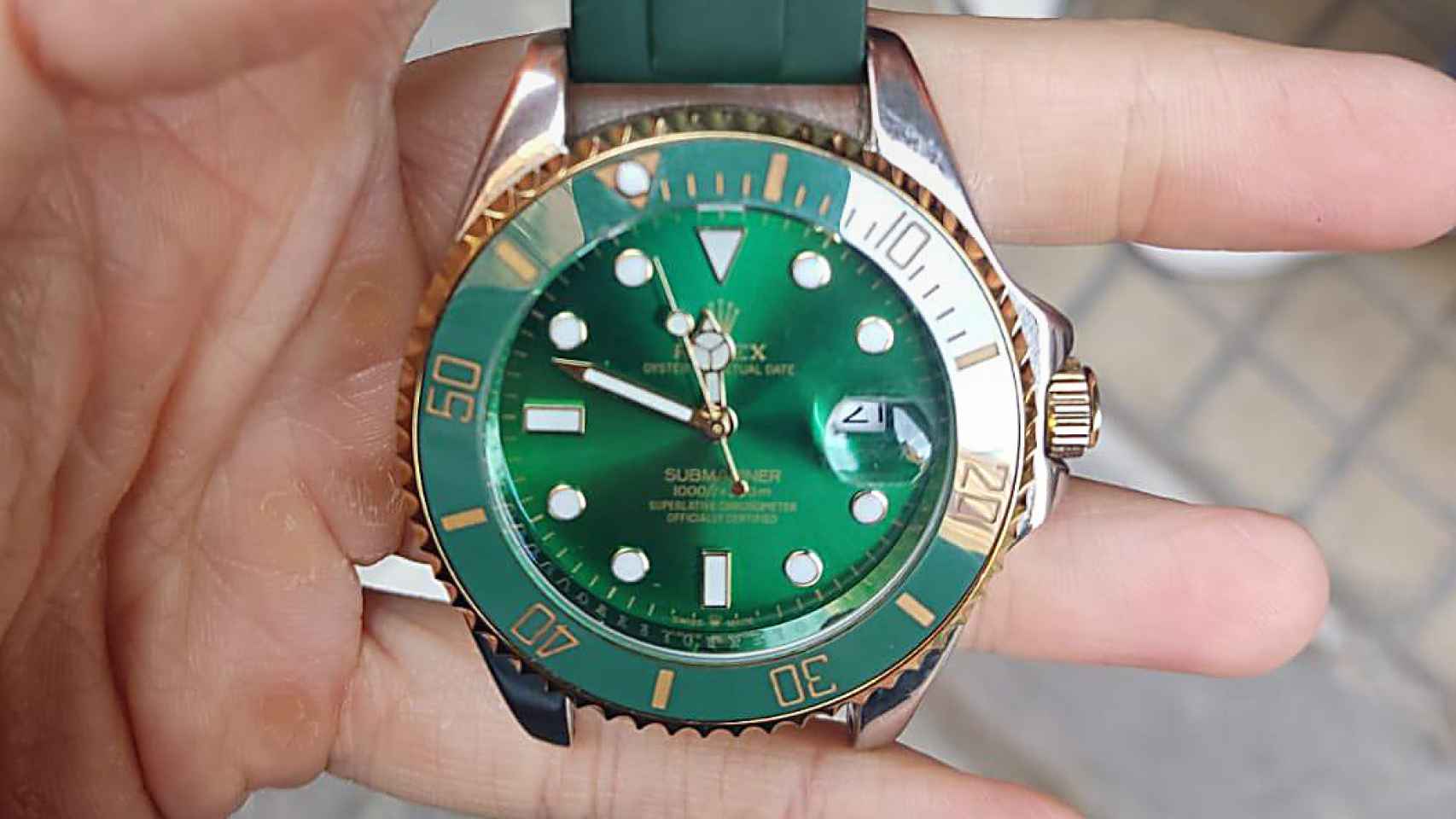 Reloj de lujo robado en la Barceloneta