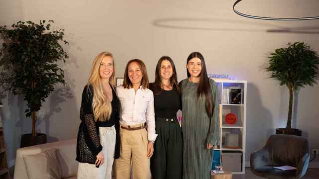 Elena Garrido, Marta Colodrón, Anna Bassols y Yasmina Hersan en las instalaciones de Metrópoli Abierta